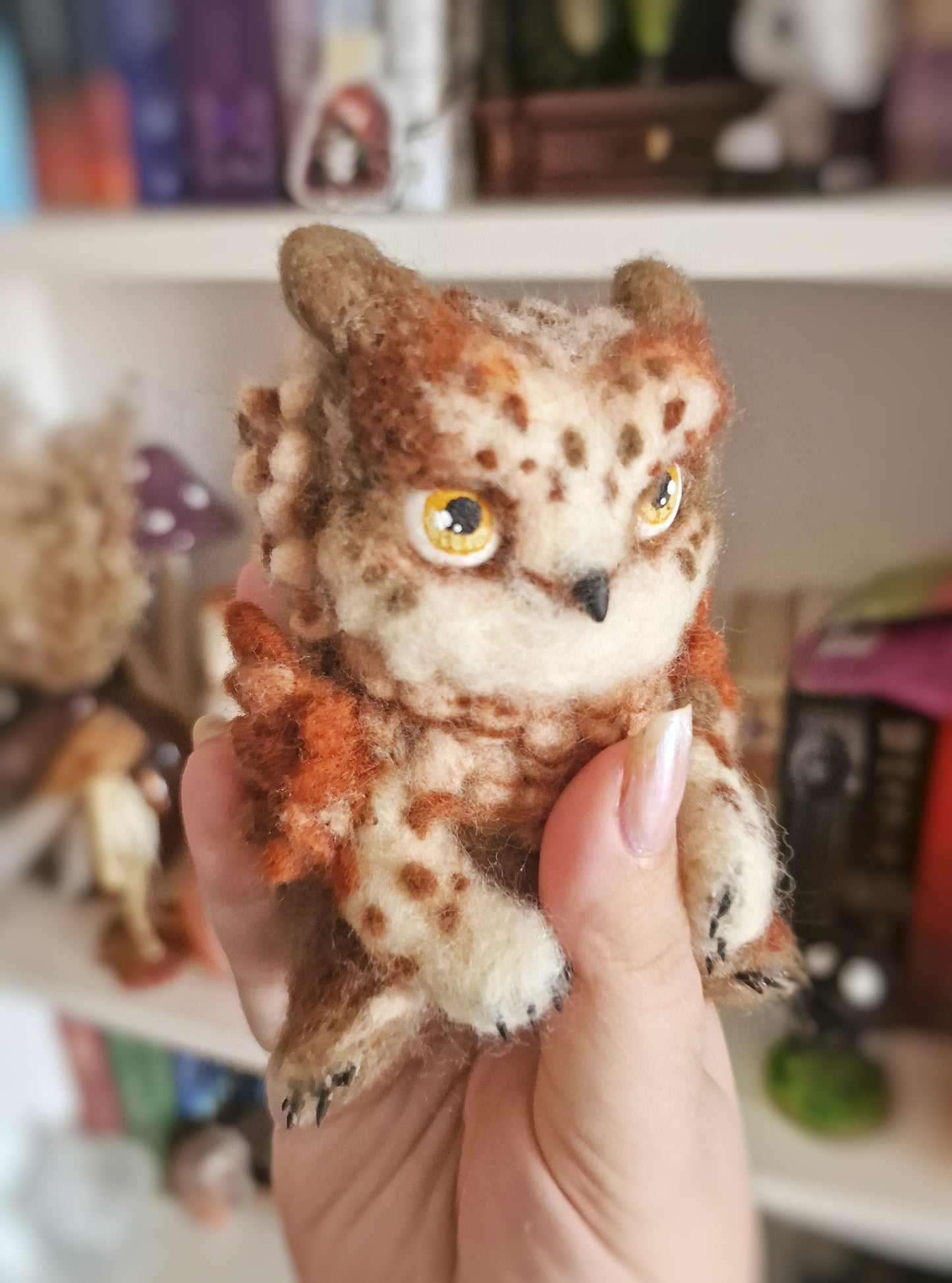 Figura artesanal de oso búho inspirada en Dragones y Mazmorras hecha a mano