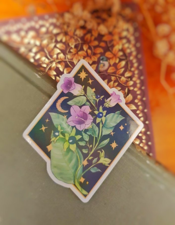 Belladona pegatina brillante, ilustración floral regalo para brujas | arte aesthetic, bruja verde academia oscura, libro de las sombras deco