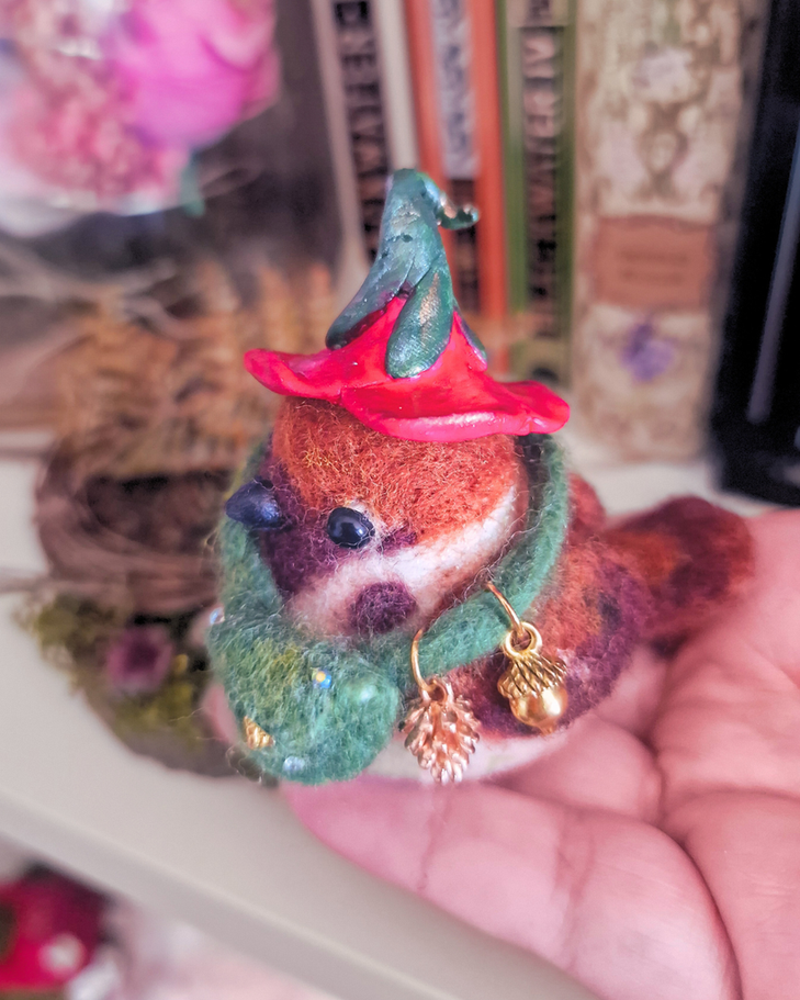 Sparrow figure, fairy tale character