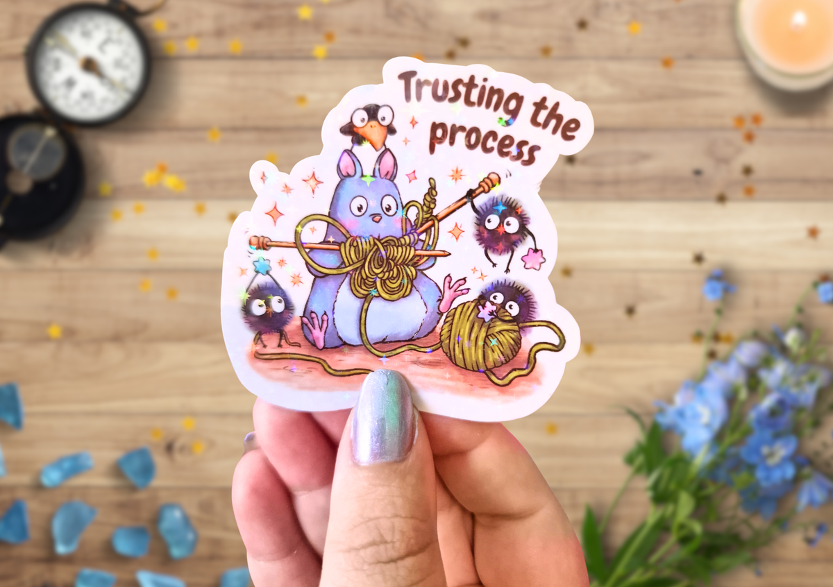 Pegatina holográfica ratón y pajarito “Trusting the Process” | El Viaje de Chihiro | Fanart Ghibli
