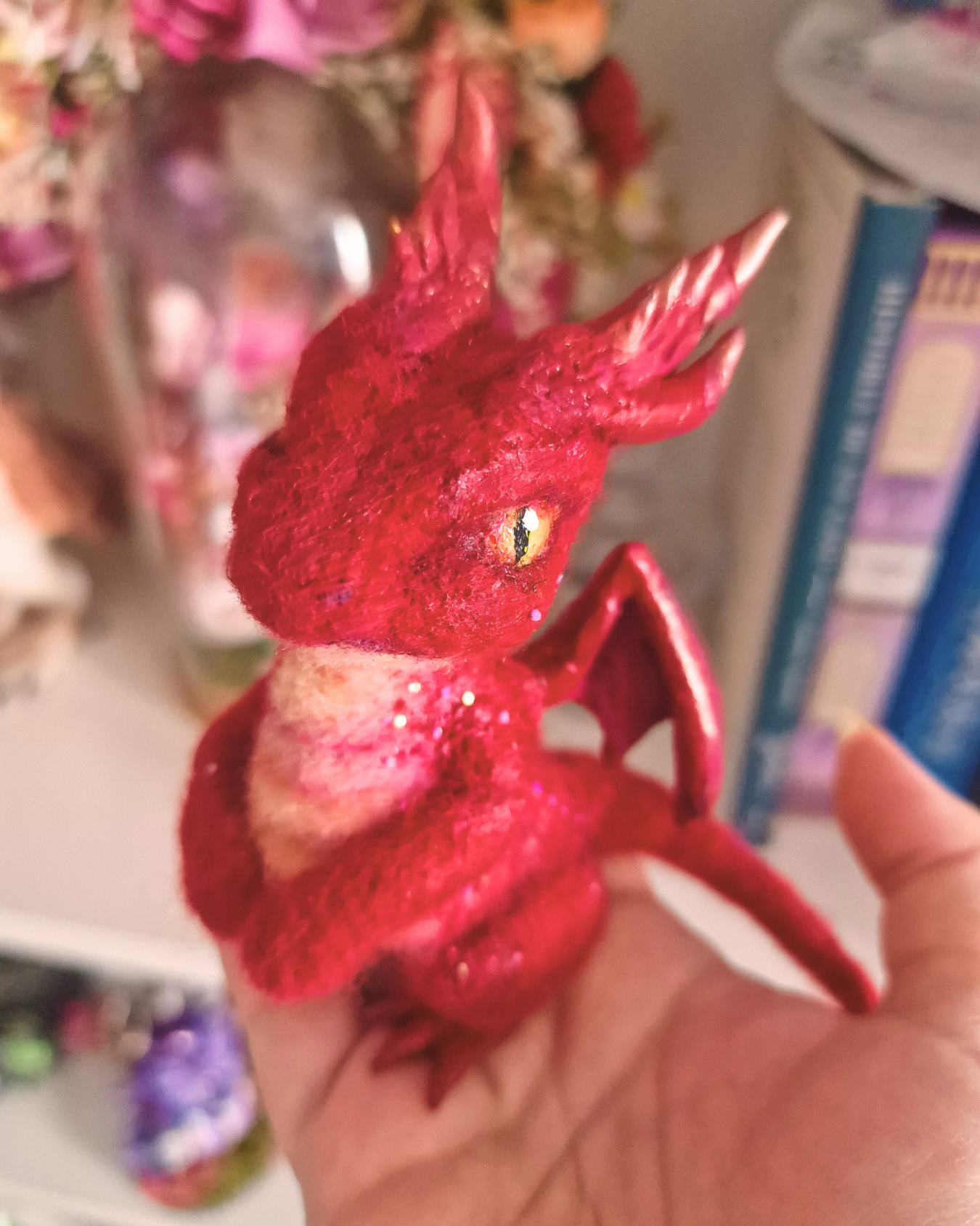 Dragón Rojo del Bosque Encantado | Escultura Artesanal de Fantasía
